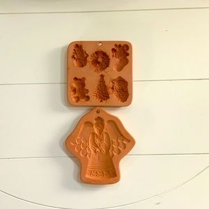 2 cotton press molds